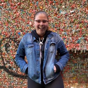 Meet your Posher, Emma